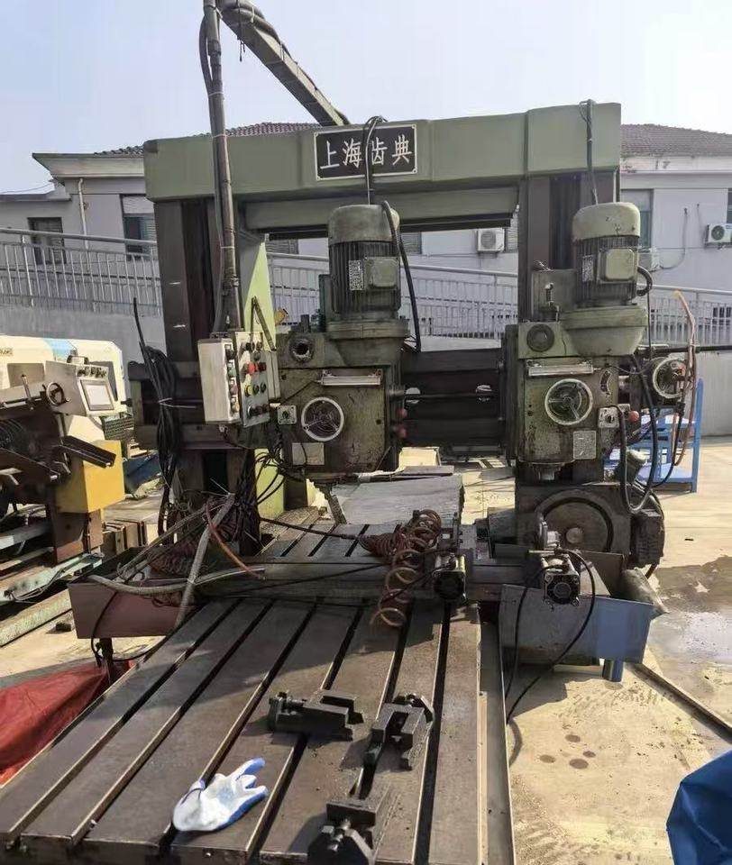 1月27日鞍山一批废旧报废设备（详细以现场看样及清单为准）网络拍卖公告