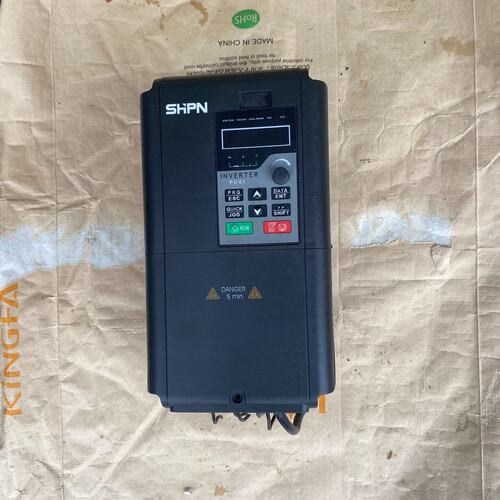 上海神频SHPN变频器 CHG510-4G-4。4KW，38