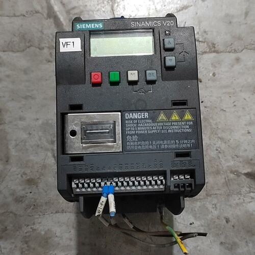 西门子变频器，6SL3210-5BB15-5UV0，实物拍摄
