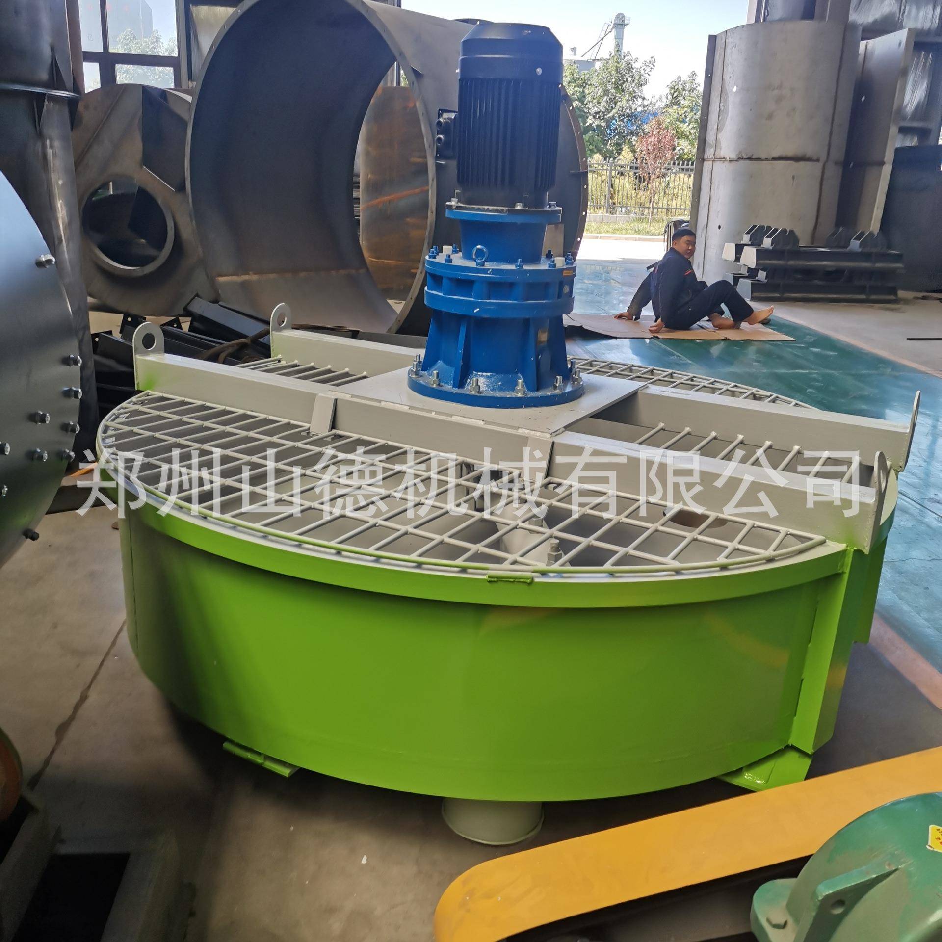 饲料粉碎搅拌机饲料搅拌机混合机搅拌机饲料混料机