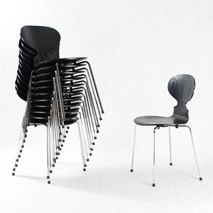 Ant Chair Arne Jacobsen 蚂蚁椅北欧经典中古包豪斯风餐椅可堆叠