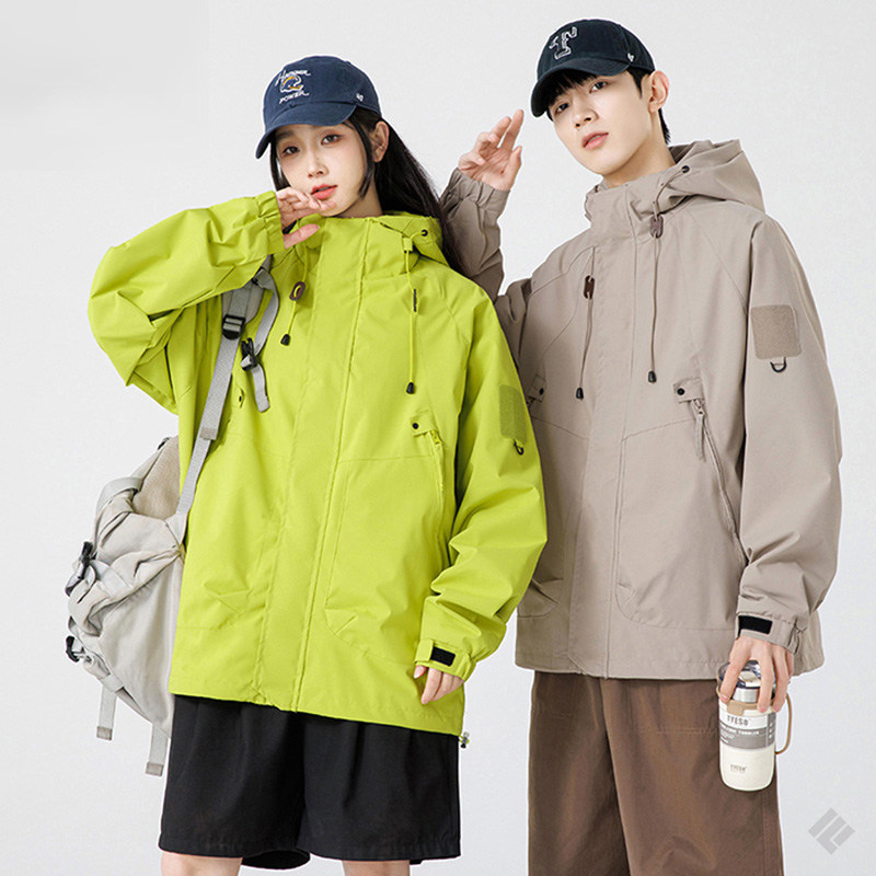 凡客依舍户外冲锋衣情侣款春季新款防风轻防水工装连帽外套宽松版