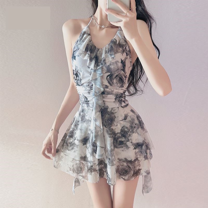 泳衣女士连体保守裙式遮肚显瘦仙气2025新款爆款时尚泡温泉游泳装