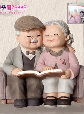 恩爱老人物摆工件居装LQE饰艺礼品摆饰客家婚厅酒柜摆设闺蜜新婚