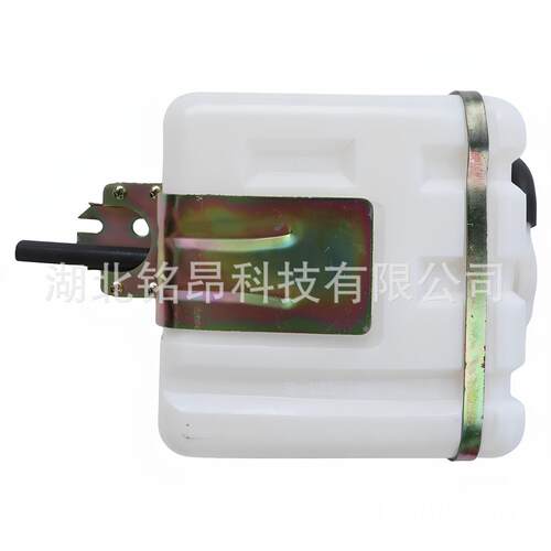 东风六驱尖头越野车EQ2082E6D膨胀水箱总成1311E03-010冷却副水箱