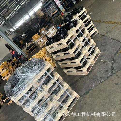 山河智能挖掘机链条SWE150 SWE210 SWE260支重轮 托链轮 全车配件