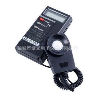 TES-1332A数字照度计