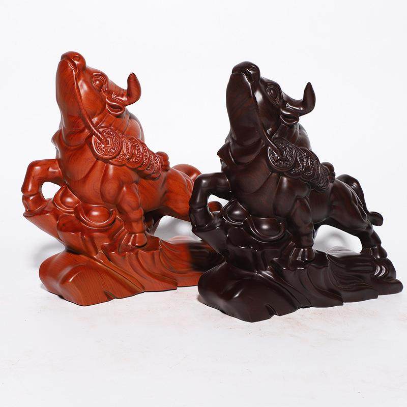 木雕黑檀牛摆件花梨木抬头旺财牛实木雕刻工艺品办公室桌面装饰品