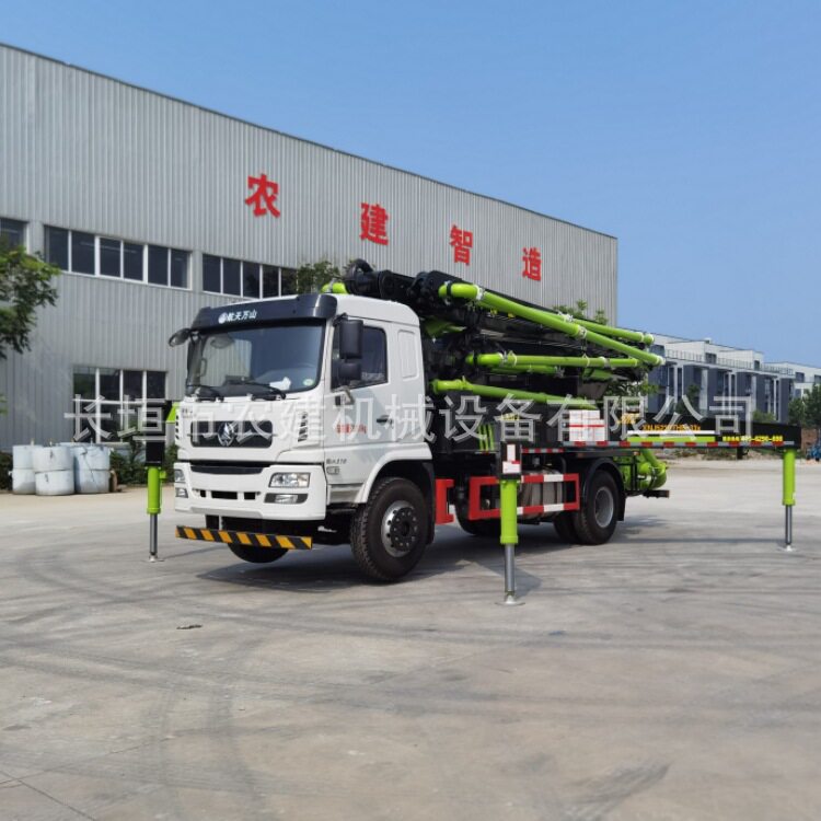 农建33米国六270马力泵车