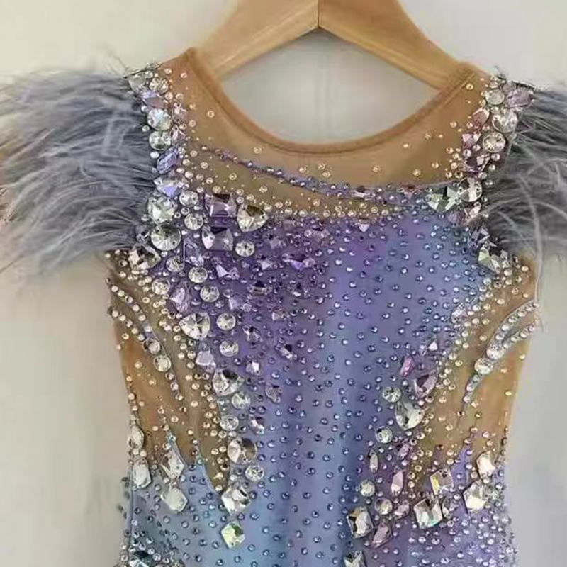 左媄艺术体操儿童成人专业比赛