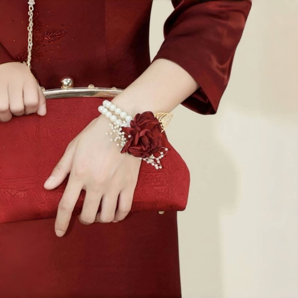 喜婆婆中式酒红色手腕花