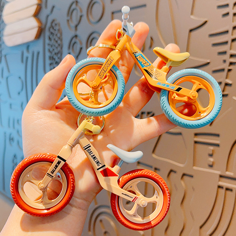 2024年新款迷你自行车玩具汽z车钥匙扣儿童书包挂件装饰创意挂饰