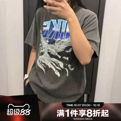滔搏NIKE耐克女子运动舒适休闲短袖T恤IW1198-060