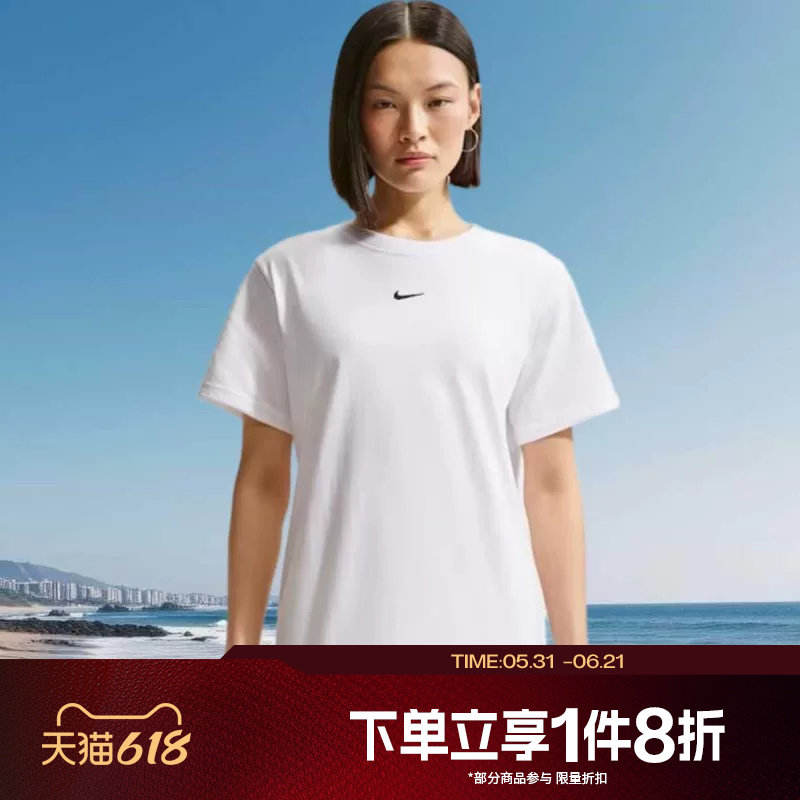 滔搏NIKE耐克女子Oversize风小标运动休闲白色短袖T恤IH7602-100