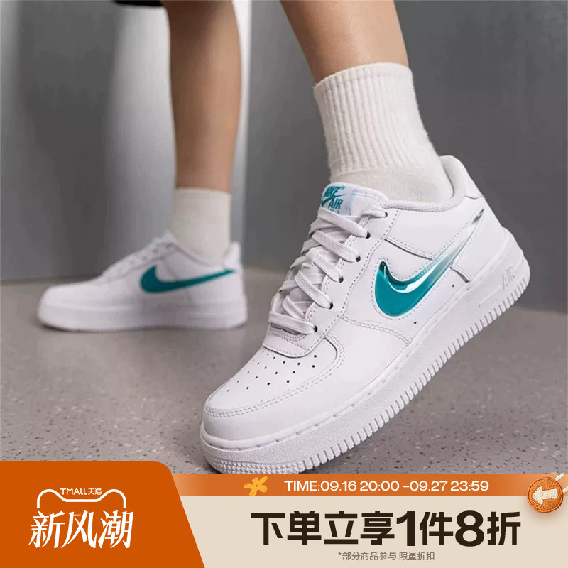 滔搏NIKE耐克大童AIR FORCE 1空军一号运动休闲板鞋IR0595-100图片