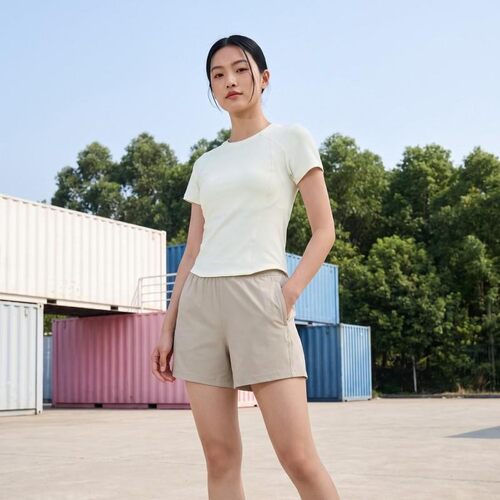 滔搏adidas阿迪达斯女子修身瑜伽健身服运动休闲短袖T恤KH2648