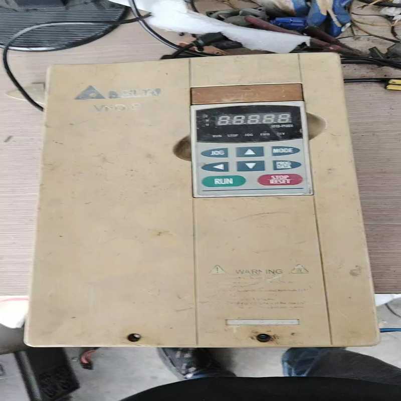 台达变频器VFD075B43A 成色实图 VFD-B；议价