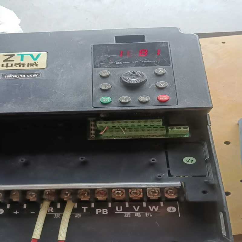 #变频器深圳中泰威LC400N-15G/18R5P，15/1（耶耶电子）