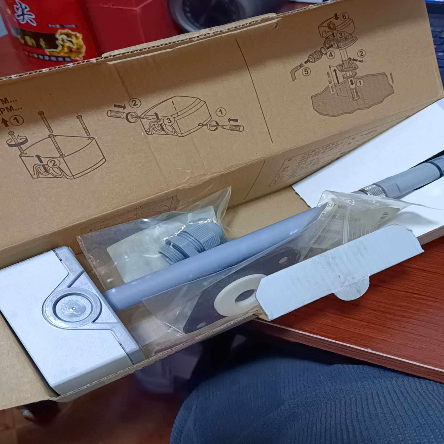 QFM3160现货全新原装西门子风管温湿度传感器0---1--议价商品