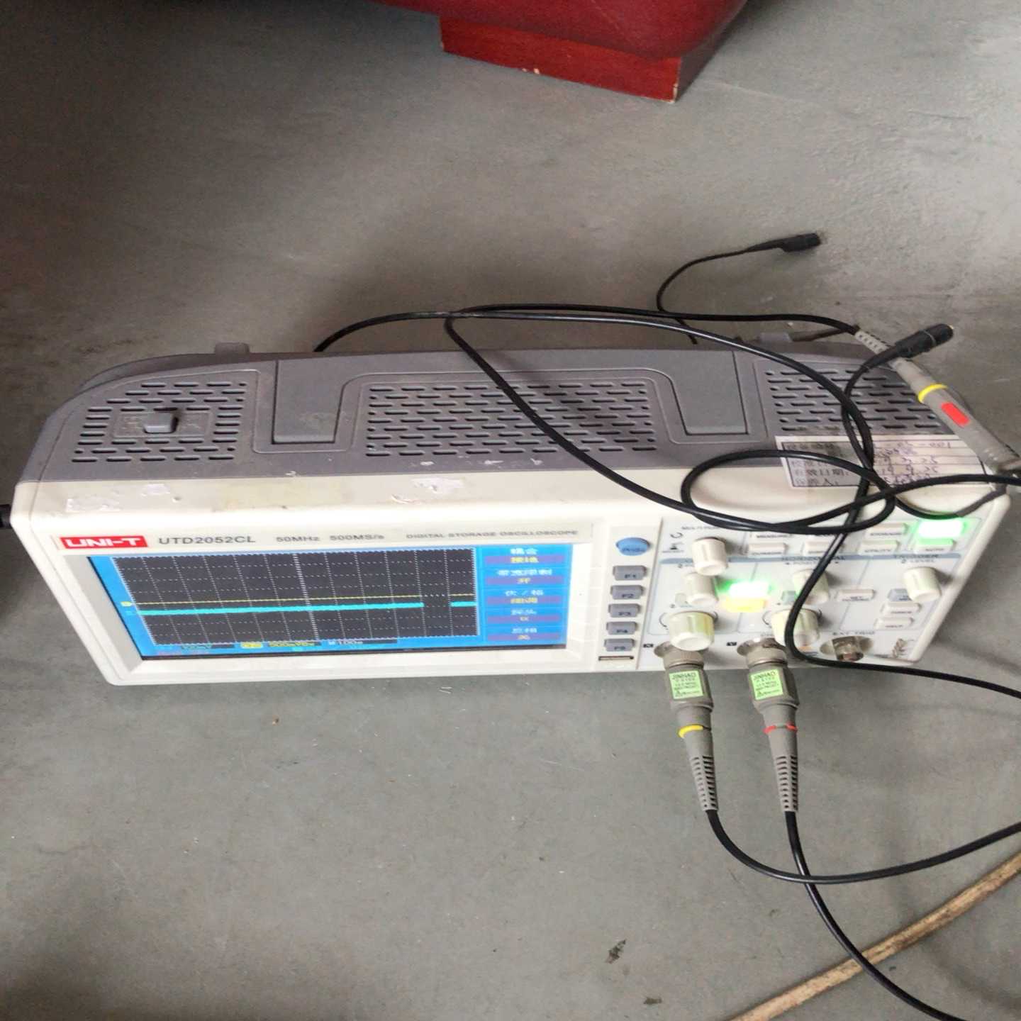优利德UTD2052CL示波器，仪器正常使用，线材都在【侨报商行】