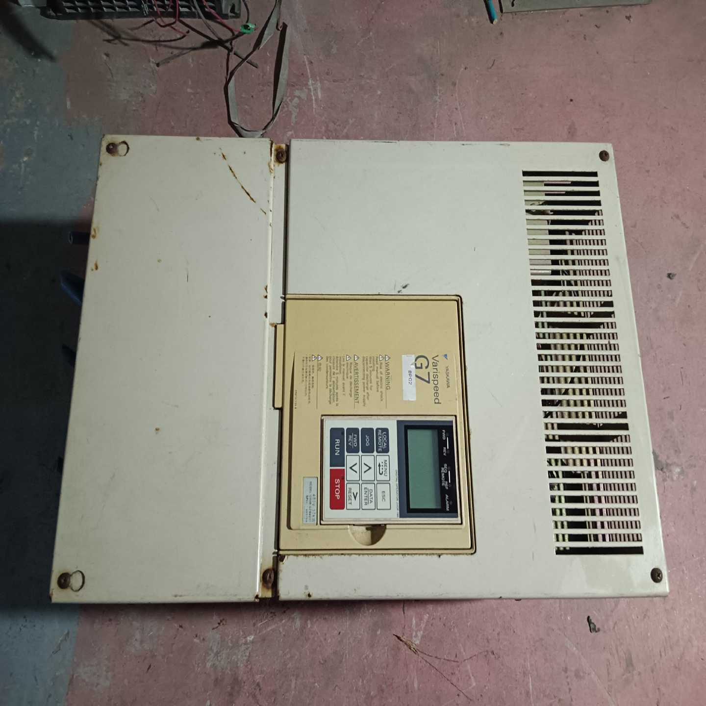 安川变频器CIMR-G7B4037  37KW 380V 实~询价