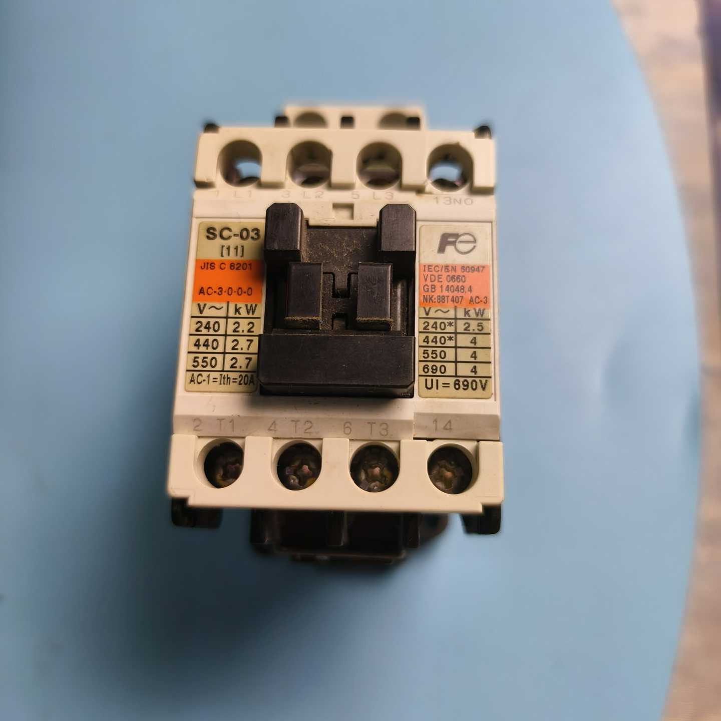 议价富士交流接触器 SC-03    SC11AA  CS19A