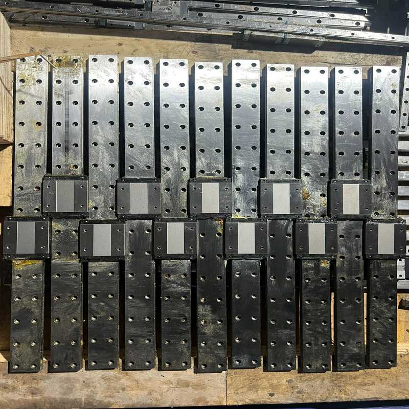 THK滑块，型号SRS15WN，总长度580mm，宽度40m~询价