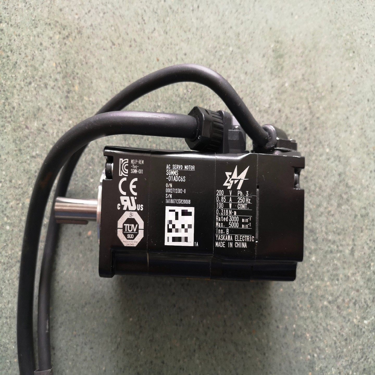 YASKAWA安川SGMMS-01ADC6S伺服电机10--议价商品