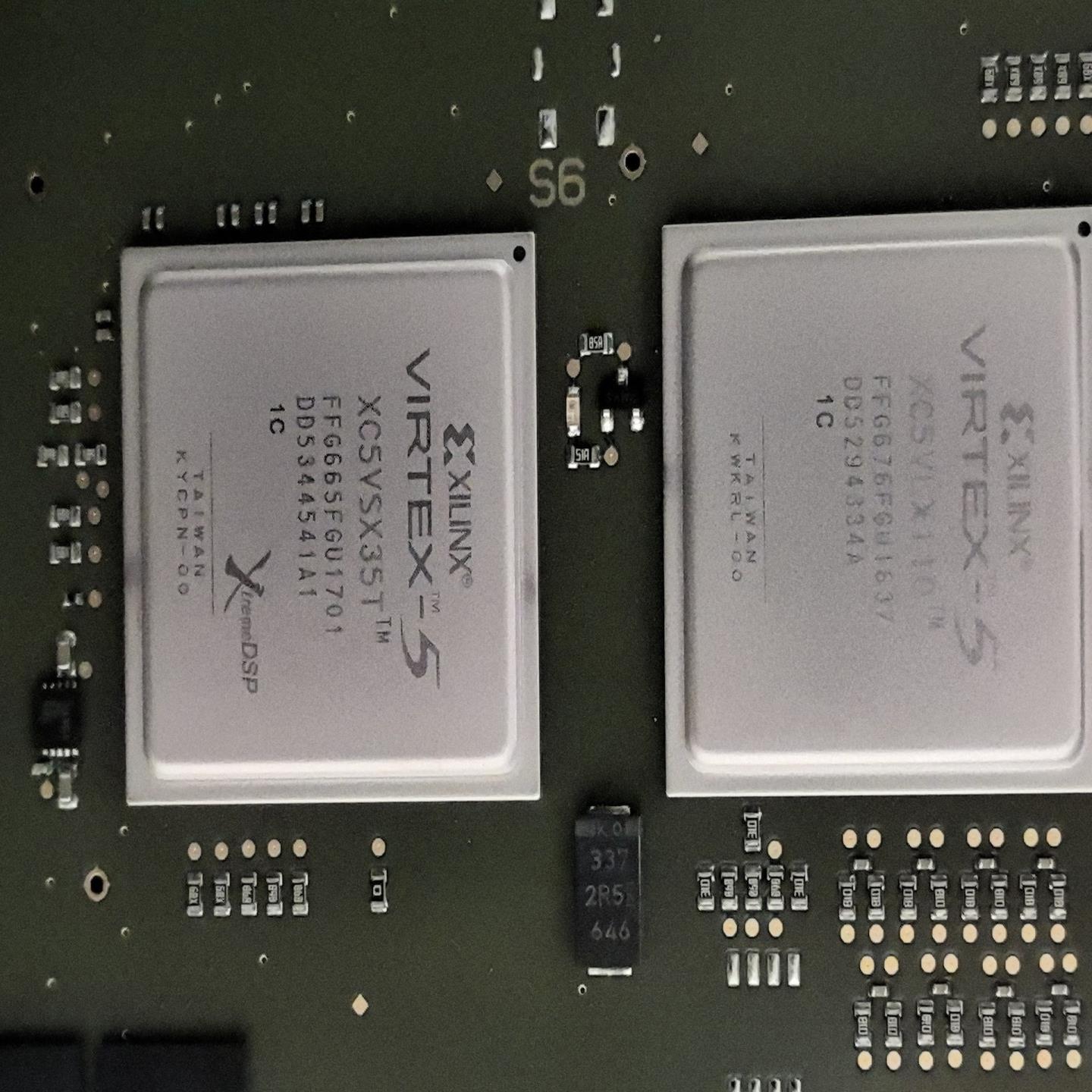 (询价)XC5VLX110-FFG676