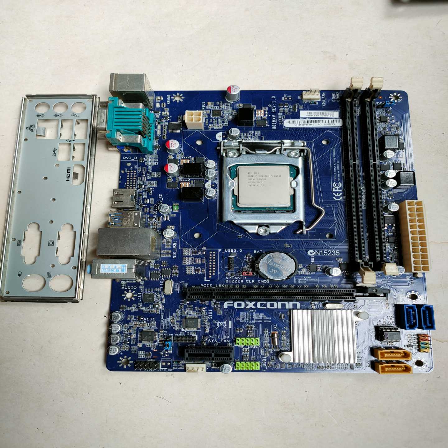 议价拆机富士康H81主板+G1840Cpu套装，品像不错(如图)