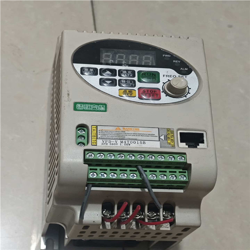 询价精驱变频器VFD-VA4T0015B1.5KW380V