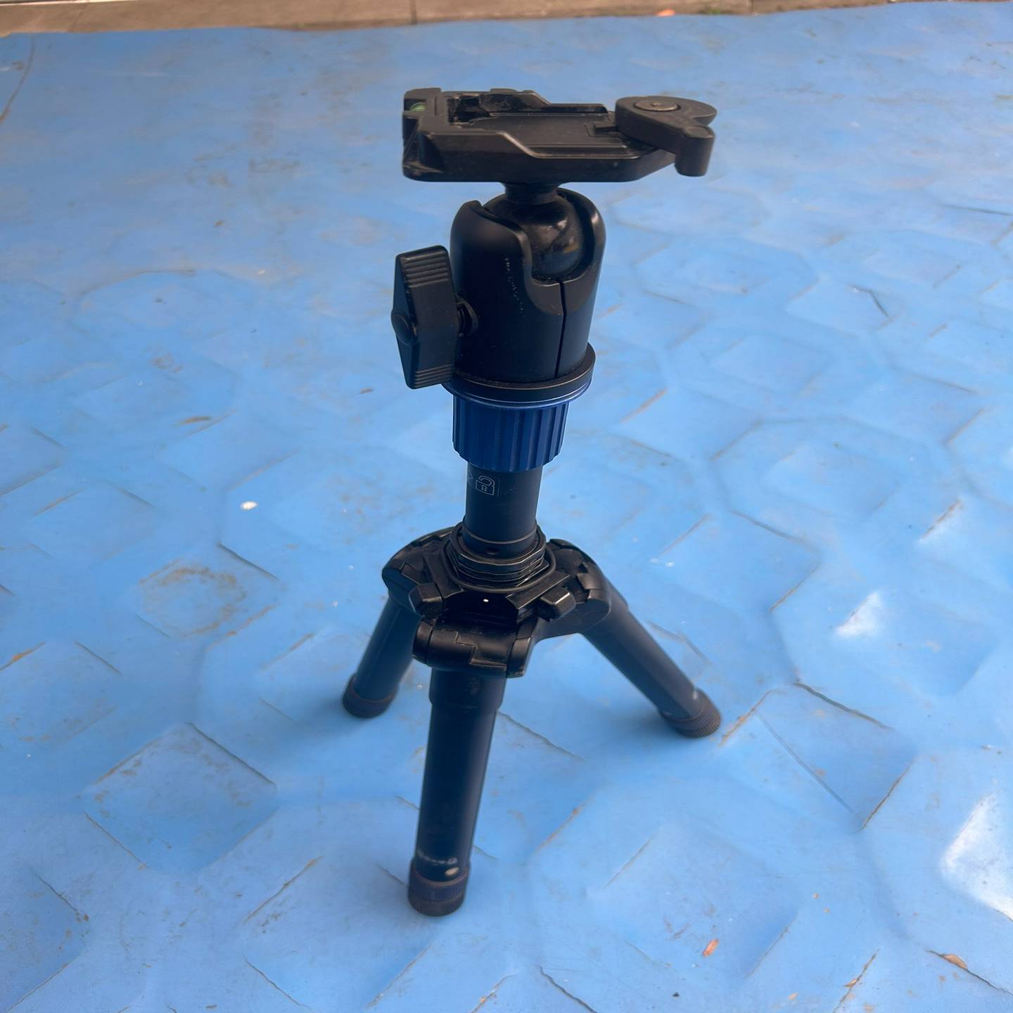 Velbon钟三脚架TB-5云台QHD-63D，图片实拍，需--议价商品