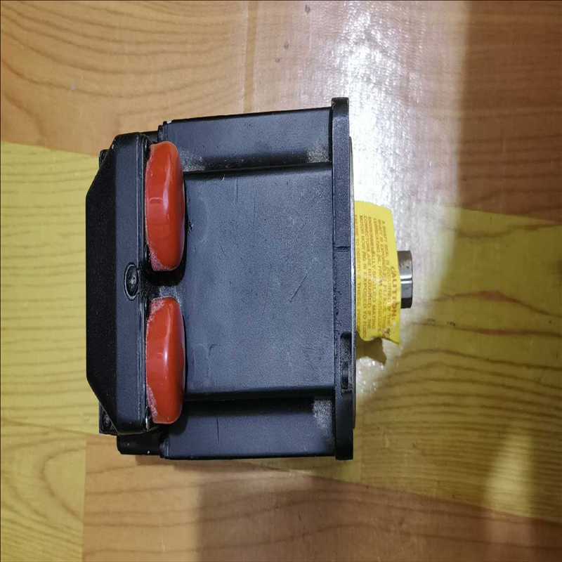 AB电机MPL-B320P-SJ22AA功能正常包好，喜欢的（耶耶电子）