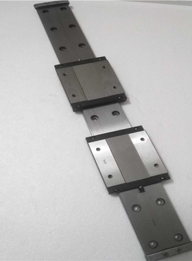 THK RSR15WN 滑块 直线 导轨 成色新 ，轨长~询价