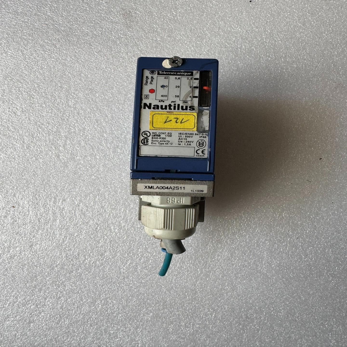 议价~压力开关XMLA004A2S11