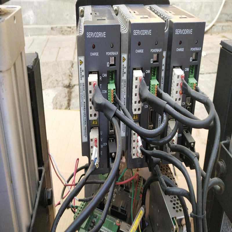 埃斯顿 EDC-04APE-ZY，400W伺服驱动器 EMJ（电子设备）