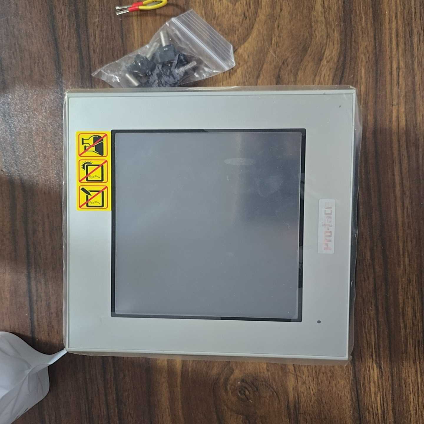 议价全新普洛菲斯触摸屏 GP-4301TW人机界面（pfxgp4
