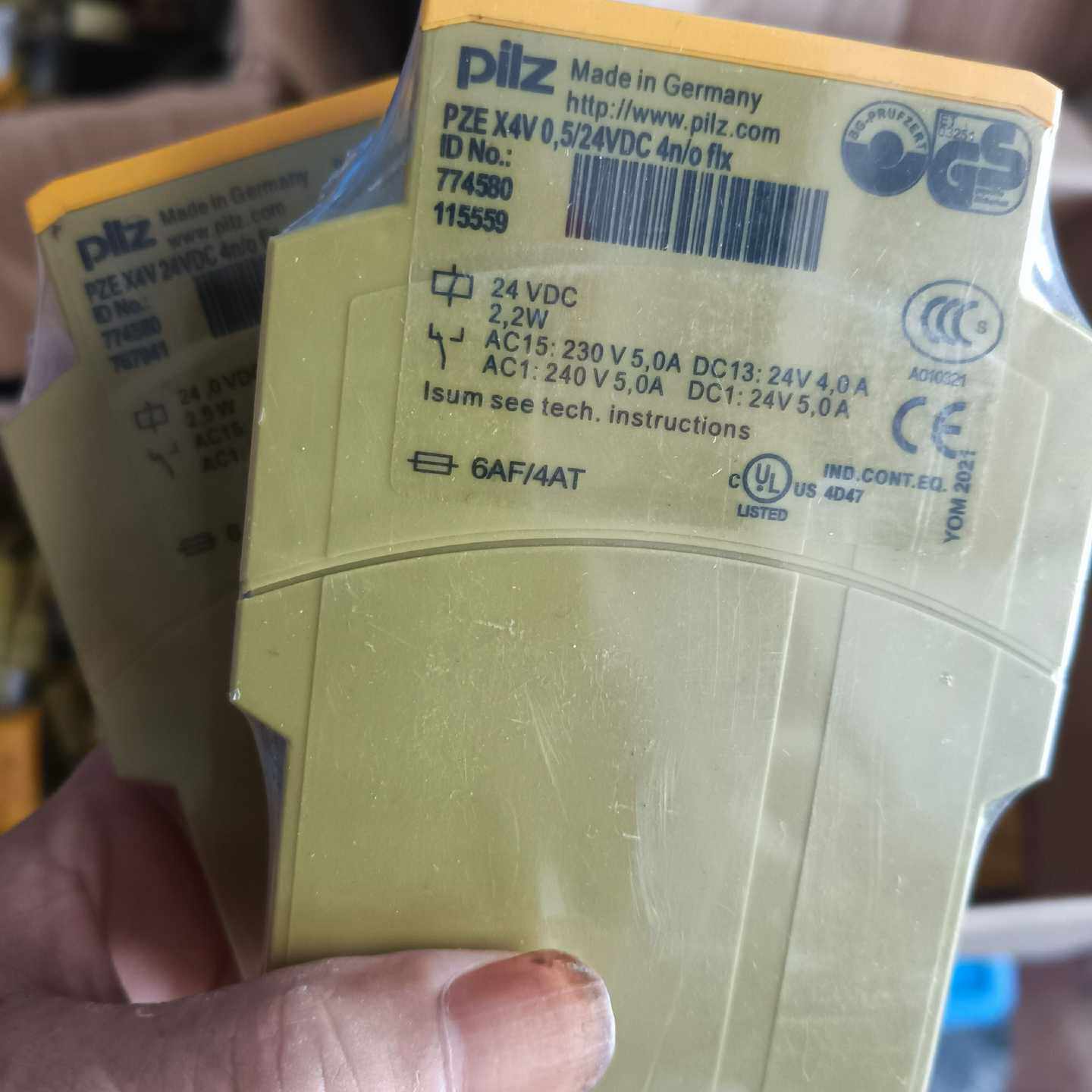 皮尔兹继电器X4V 0.5s 774580未拆封（佳毅工控）