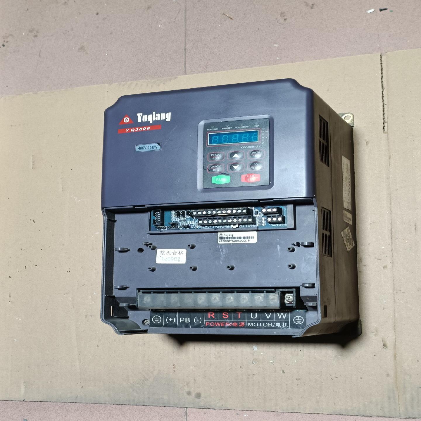 二手拆机誉强变频器YQ3000G7 15KW（瓠子电子）