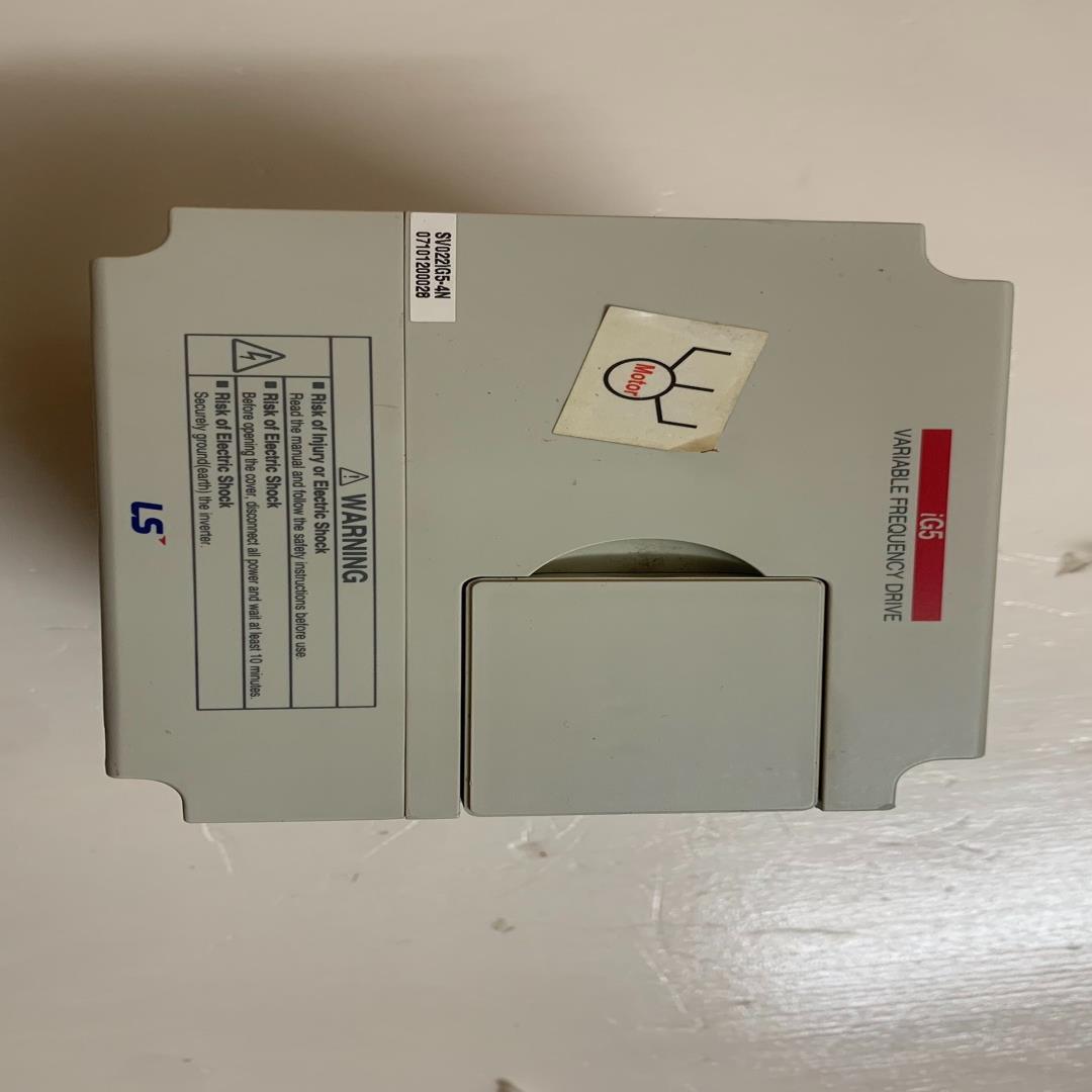 LS变频器 SV022IG54N 2.2KW 380V 成色~询价