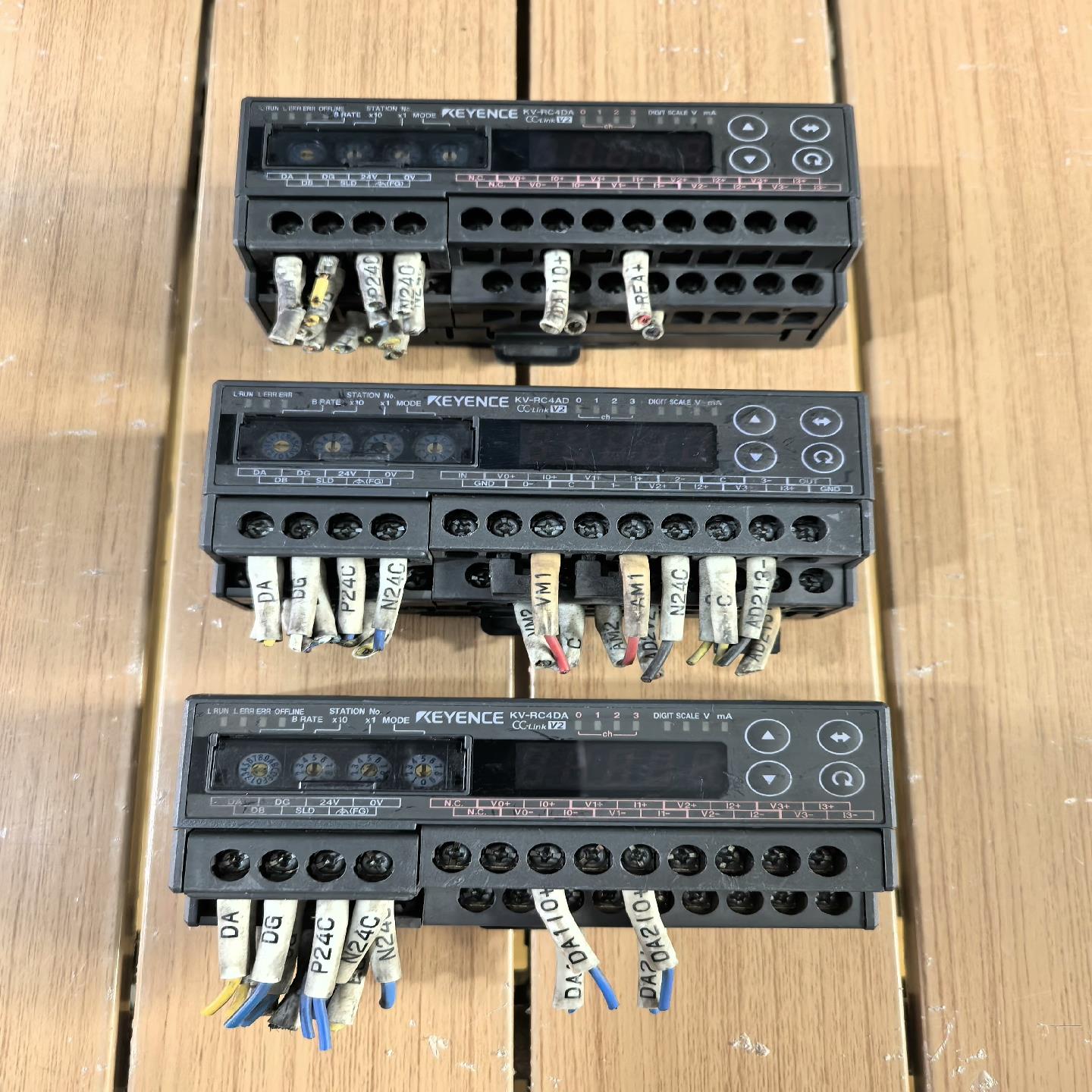 基恩士KV-RC4AD/KV-RC4DA实物拍摄 成色如图【鑫鑫商铺】