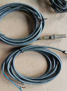 光电开关E3HT-DS3E1，实物图，功能，有2个~询价