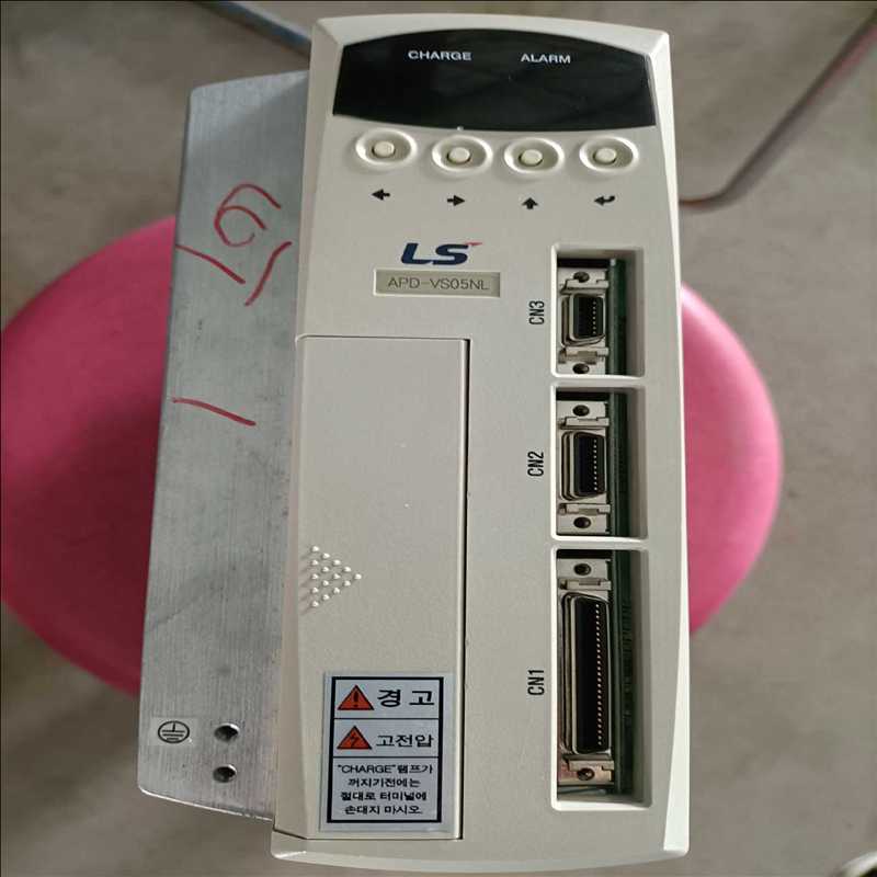 LS伺服驱动器 ，APD-VS05NL，成色如图，看好下单！（耶耶电子）