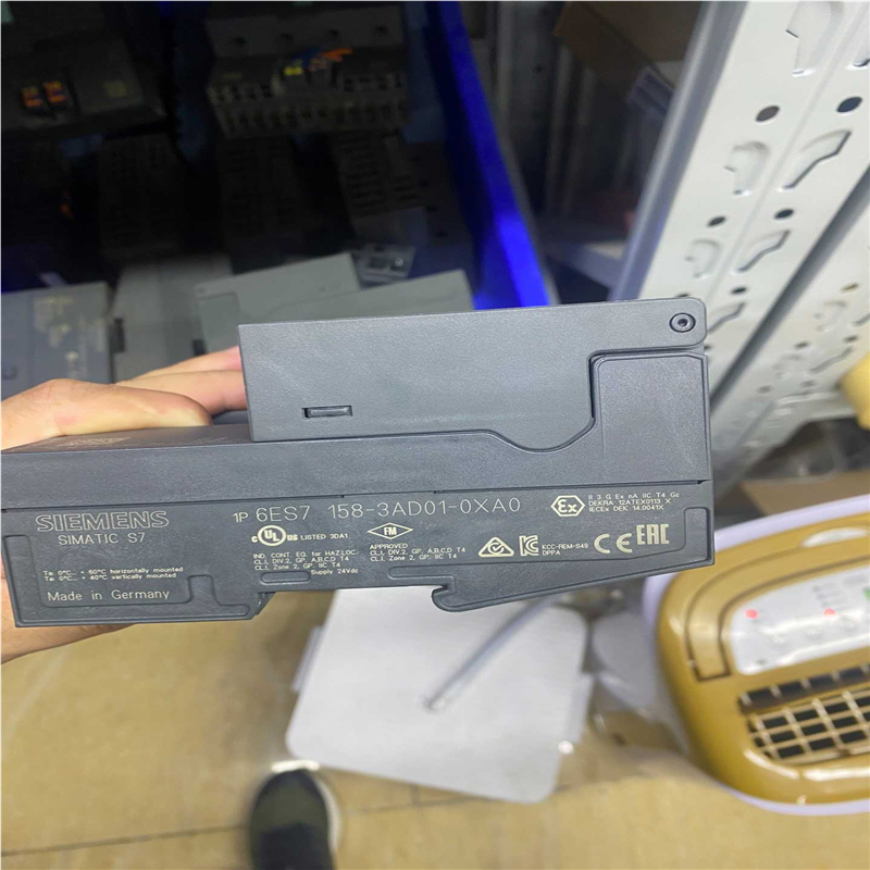 158-3AD01-0XA0（电子设备）