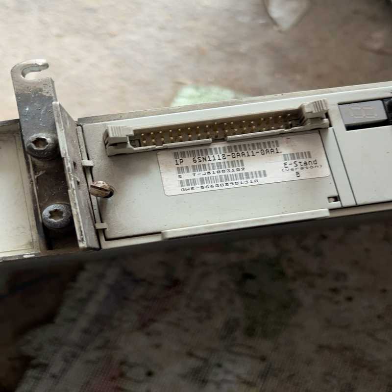 (背呗机械)驱动器6SN1123-1AA00-0BA1+