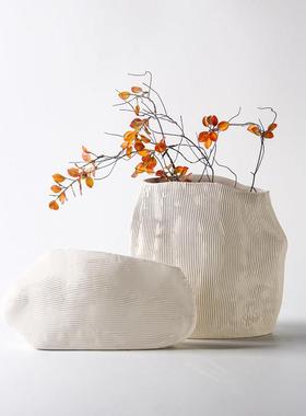 新中式现代米色肌理陶瓷花瓶扁形花器摆件样板间酒店客厅玄关装饰