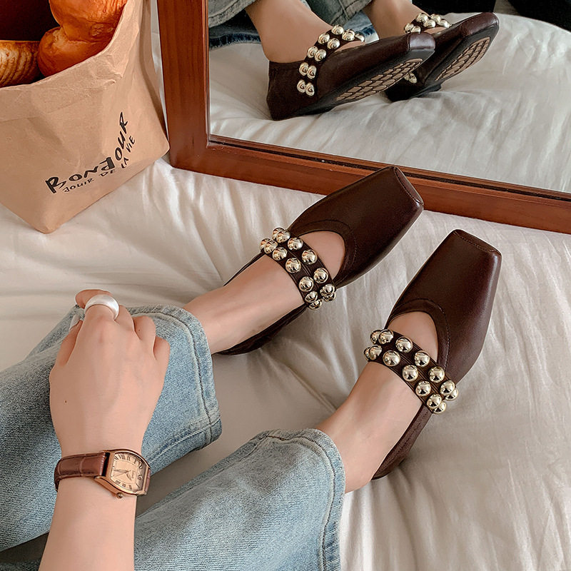 温柔晚风舒适复古褶皱方头低跟奶奶鞋2024秋季浅口铆钉玛丽珍单鞋,户外/登山/野营/旅行用品,登山鞋/徒步鞋,淘宝优惠券,粉丝福利购,淘宝优惠卷