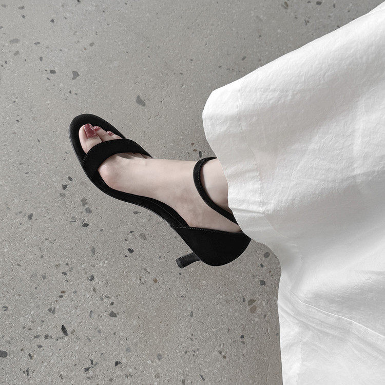 法式极简风一字扣带中跟罗马鞋女2025春夏季新款百搭细跟露趾凉鞋,户外/登山/野营/旅行用品,登山鞋/徒步鞋,淘宝优惠券,粉丝福利购,淘宝优惠卷