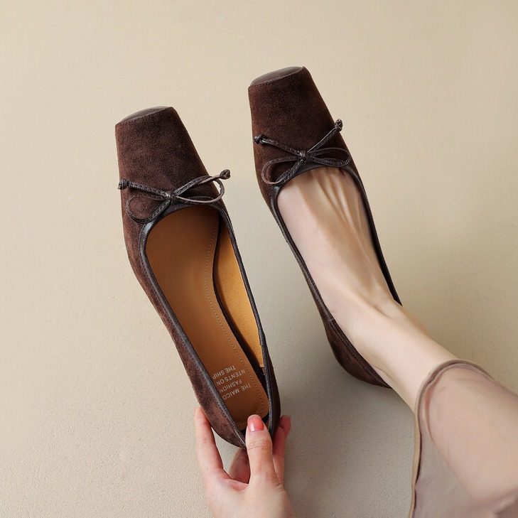 高跟鞋设计感气质优雅蝴蝶结真皮法式复古方头粗跟浅口单鞋女,户外/登山/野营/旅行用品,登山鞋/徒步鞋,淘宝优惠券,粉丝福利购,淘宝优惠卷