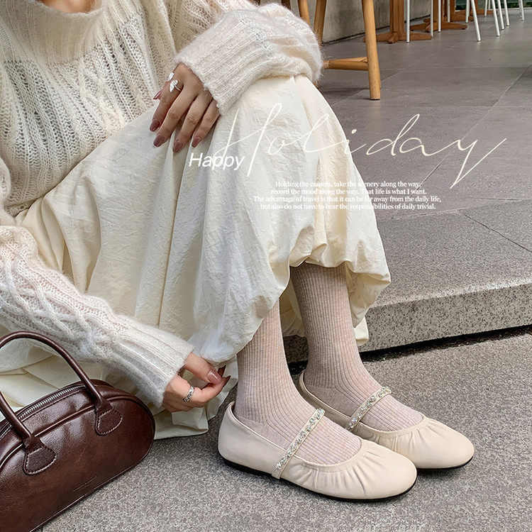 小众设计水钻一字带浅口单鞋女2025新款圆头平底玛丽珍鞋